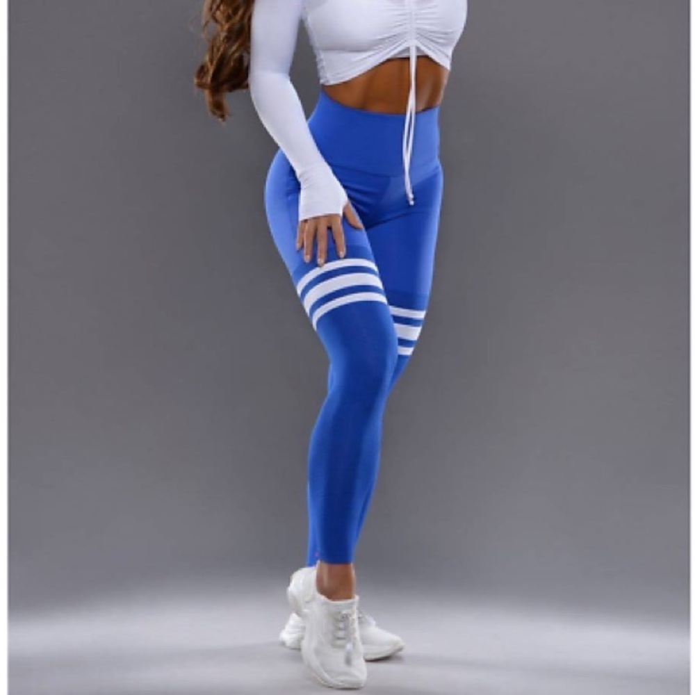 BOMBSHELL SPORTSWEAR THIGHHIGH LEGGING
